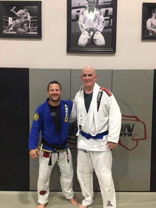Chris Tapp earns his Blue Belt in BJJ