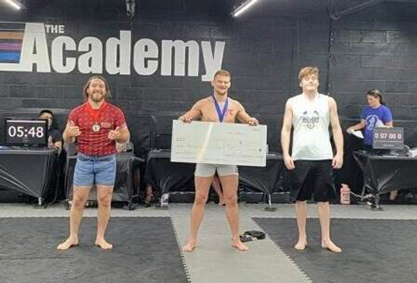 Wyatt Baxter places 2nd at Tennessee