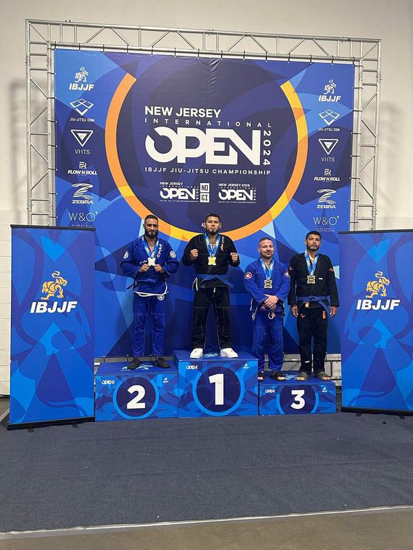 Antonio Oliveres with another gold!!